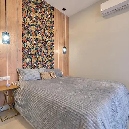 Ba 21 Green-ruzafa Center 公寓